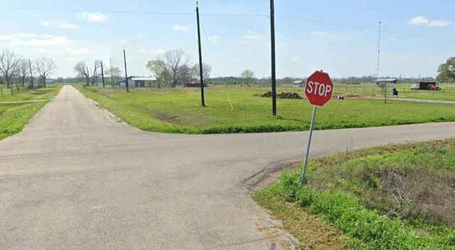 5065 Big Bend Lane, Boling, TX 77420