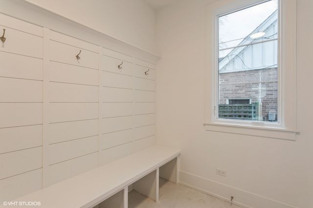 946 S Garfield Street, Hinsdale, IL 60521