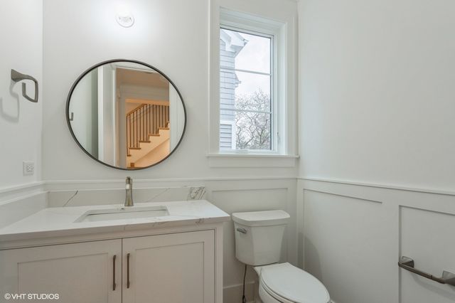 946 S Garfield Street, Hinsdale, IL 60521