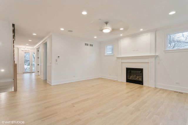 946 S Garfield Street, Hinsdale, IL 60521