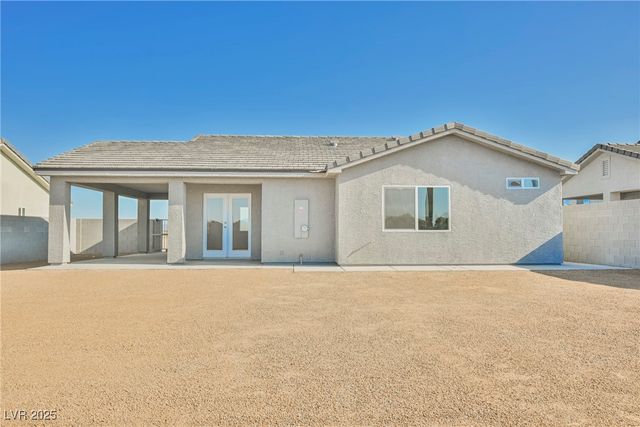 861 East Valiant Avenue, Pahrump, NV 89060