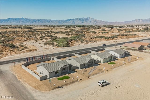 861 East Valiant Avenue, Pahrump, NV 89060