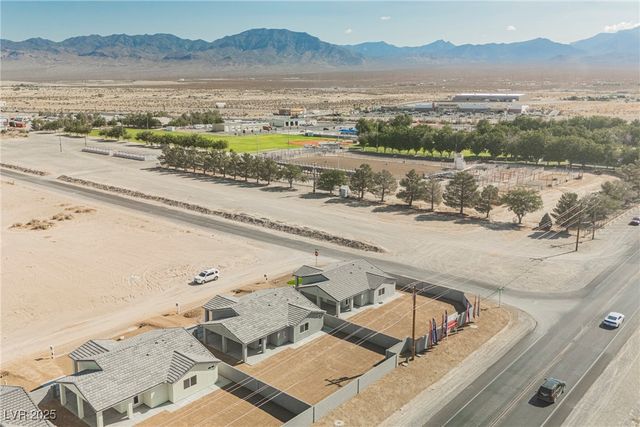 861 East Valiant Avenue, Pahrump, NV 89060