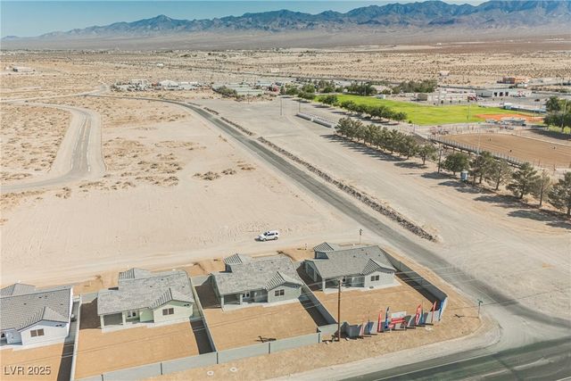 861 East Valiant Avenue, Pahrump, NV 89060