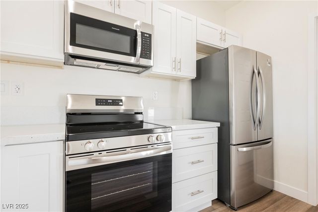 861 East Valiant Avenue, Pahrump, NV 89060