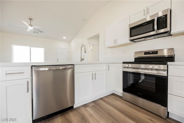 861 East Valiant Avenue, Pahrump, NV 89060