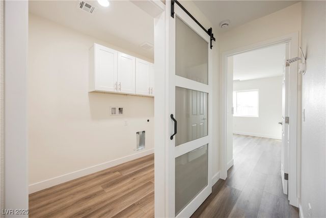 861 East Valiant Avenue, Pahrump, NV 89060