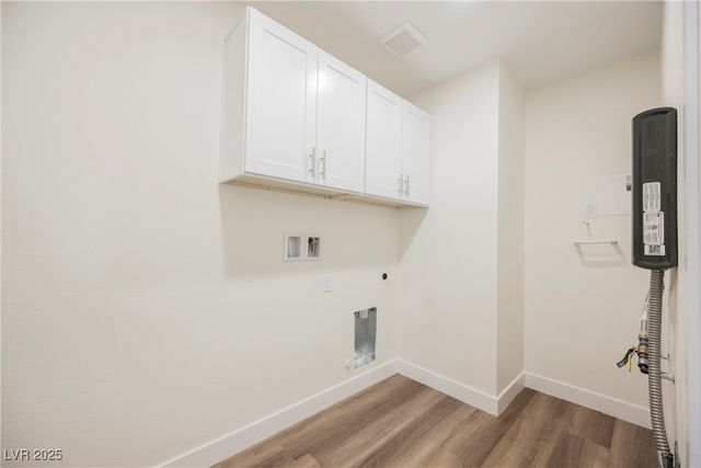 861 East Valiant Avenue, Pahrump, NV 89060