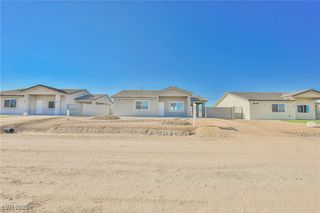 861 East Valiant Avenue, Pahrump, NV 89060