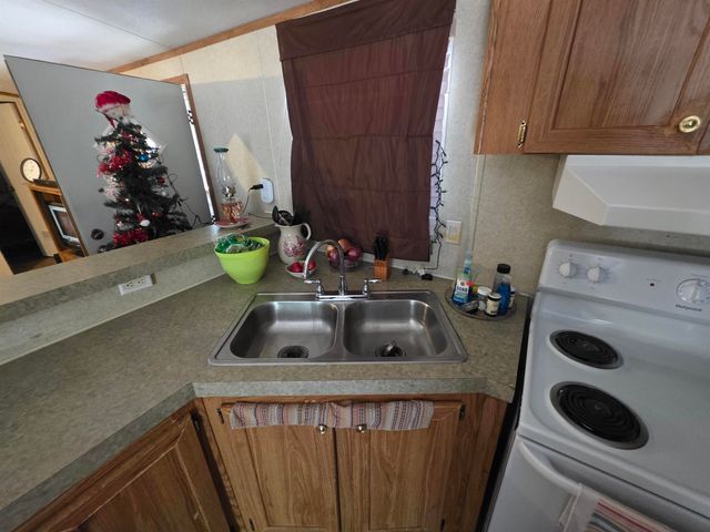 22 Tonsue Drive, Cherokee Village, AR 72529