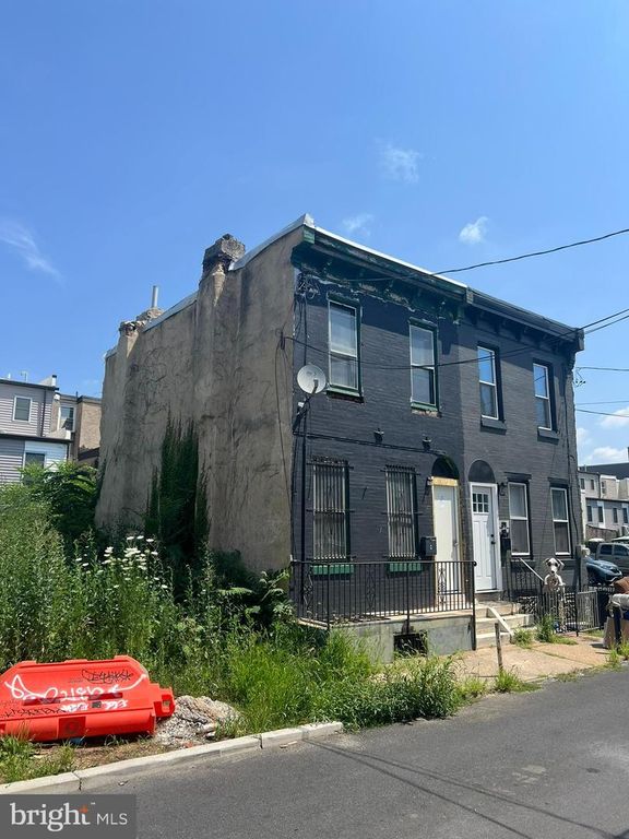 2447 INGERSOLL ST, Philadelphia, PA 19121
