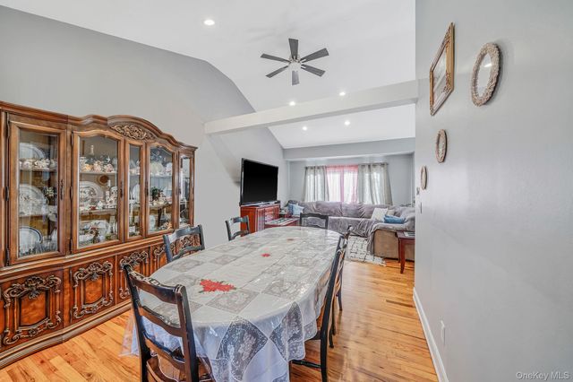 299 Seminole Street, Ronkonkoma, NY 11779