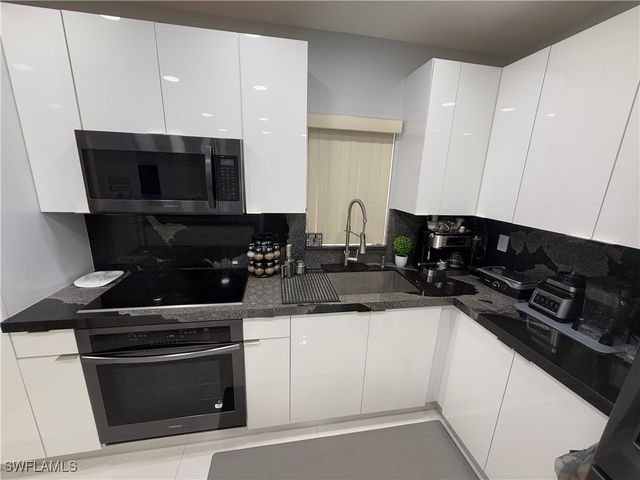 380 W 41st ST, Hialeah, FL 33182