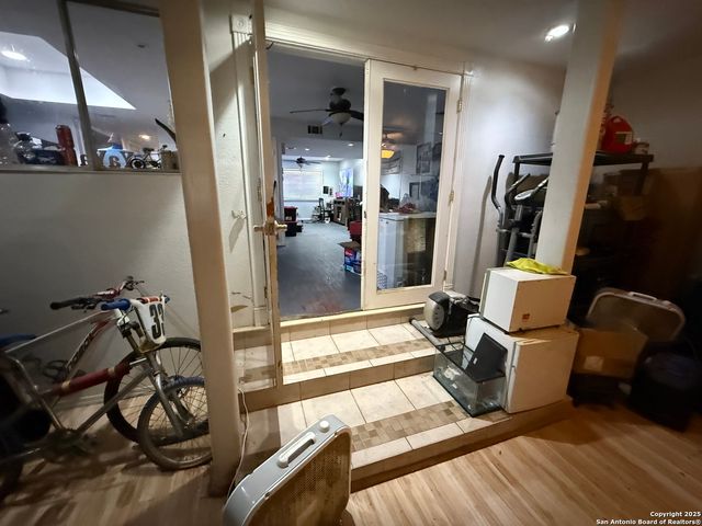 10807 Crown View, San Antonio, TX 78239