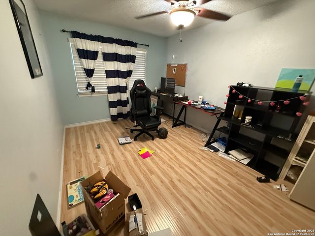 10807 Crown View, San Antonio, TX 78239