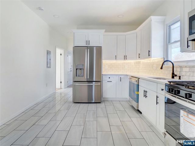 94 Columbus Avenue, Belleville, NJ 07109