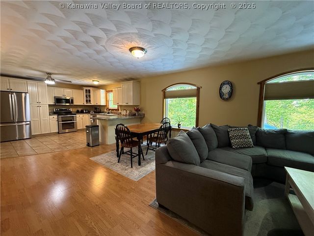 142 Fisher Ridge Road, Kenna, WV 25248