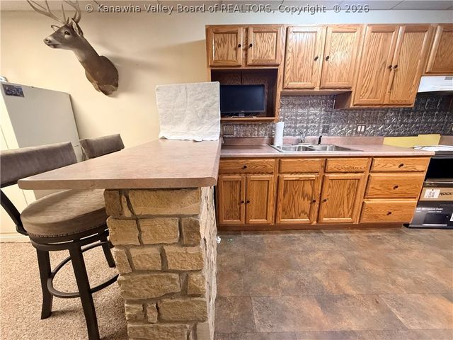 142 Fisher Ridge Road, Kenna, WV 25248