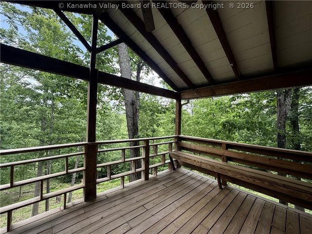 142 Fisher Ridge Road, Kenna, WV 25248
