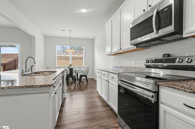 527 Baycraft Lane, Simpsonville, SC 29681