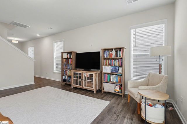 527 Baycraft Lane, Simpsonville, SC 29681