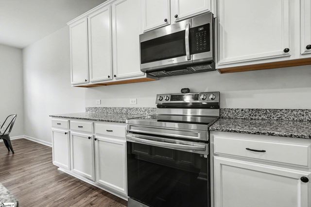 527 Baycraft Lane, Simpsonville, SC 29681