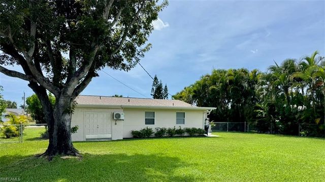 5229 Pocatella CT, Cape Coral, FL 33904