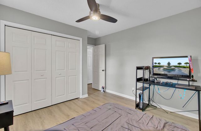 212 Thames Avenue, Summerville, SC 29485