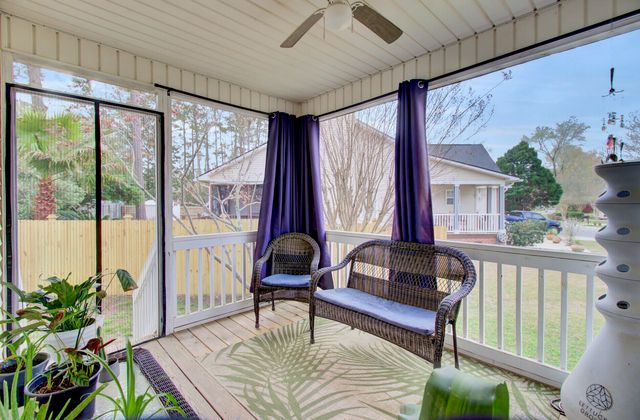212 Thames Avenue, Summerville, SC 29485