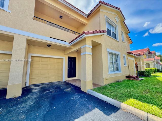 704 Belmont Ln 704, North Lauderdale, FL 33068