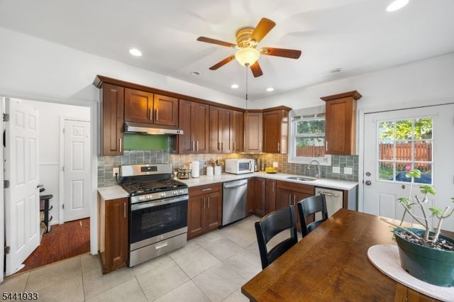 37 Harris St, Haledon Boro, NJ 07508
