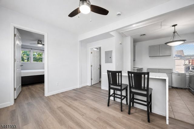 37 Harris St, Haledon Boro, NJ 07508