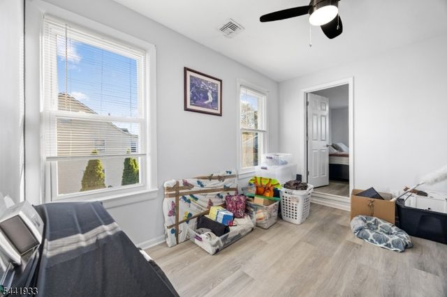 37 Harris St, Haledon Boro, NJ 07508