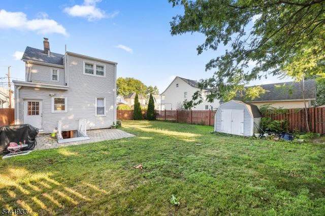 37 Harris St, Haledon Boro, NJ 07508