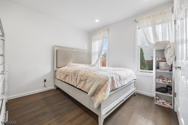 37 Harris St, Haledon Boro, NJ 07508
