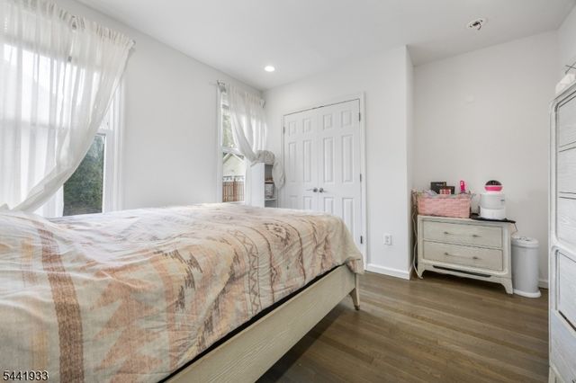 37 Harris St, Haledon Boro, NJ 07508