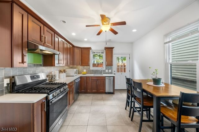 37 Harris St, Haledon Boro, NJ 07508