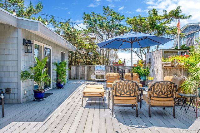 70 Bungalow Walk, Ocean Beach, NY 11770