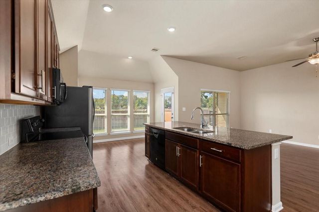 119 Brocks Lane, Montgomery, TX 77356