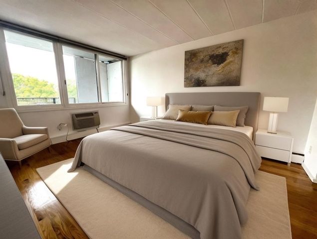 345 Harvard St 4E, Cambridge, MA 02138