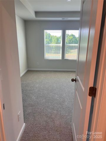 5108 Carrick Street, Charlotte, NC 28213