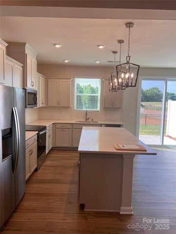 5108 Carrick Street, Charlotte, NC 28213