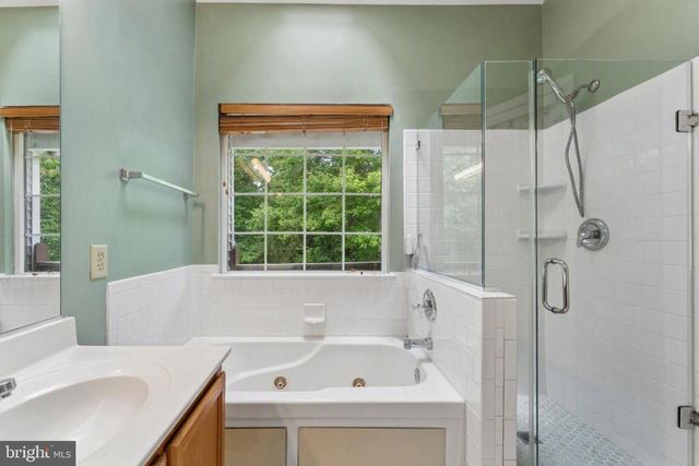 1000 CHILMARK CT, Crofton, MD 21114