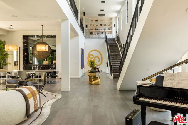 1281 Stone Canyon Road, Los Angeles, CA 90077