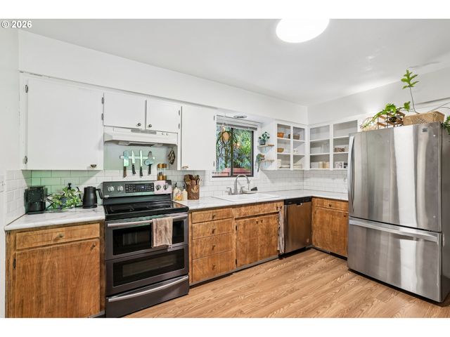 910 Se STOREY St, Mc Minnville, OR 97128