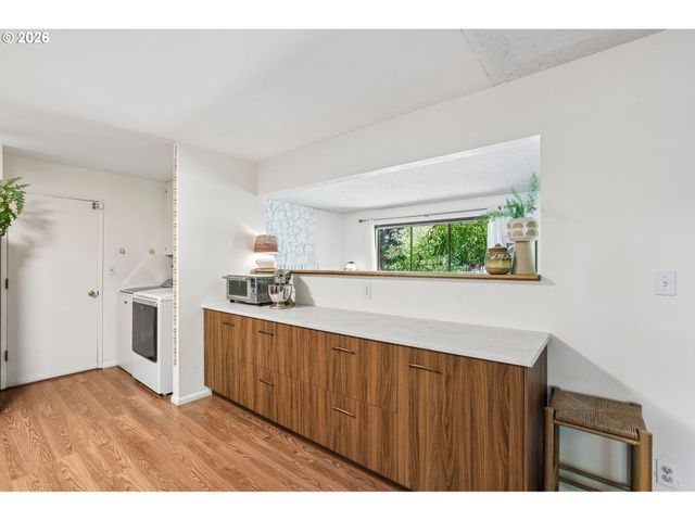 910 Se STOREY St, Mc Minnville, OR 97128