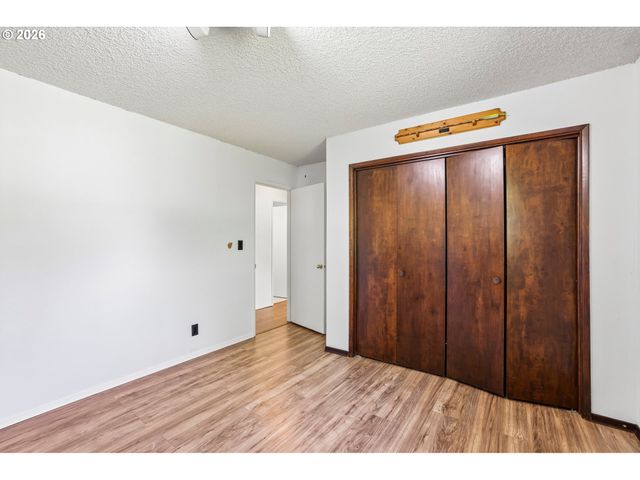 910 Se STOREY St, Mc Minnville, OR 97128