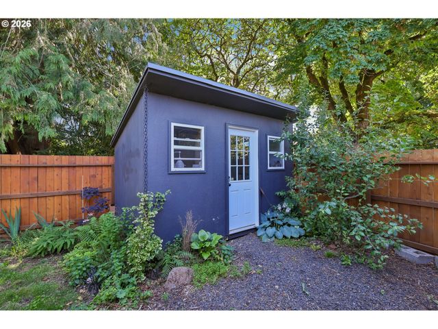 910 Se STOREY St, Mc Minnville, OR 97128