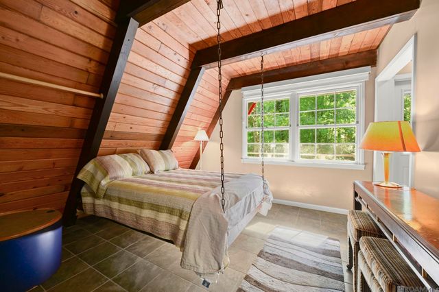 12485 Dogwood Rd, St Francisville, LA 70775