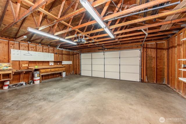 1225 W 17th St, Port Angeles, WA 98363